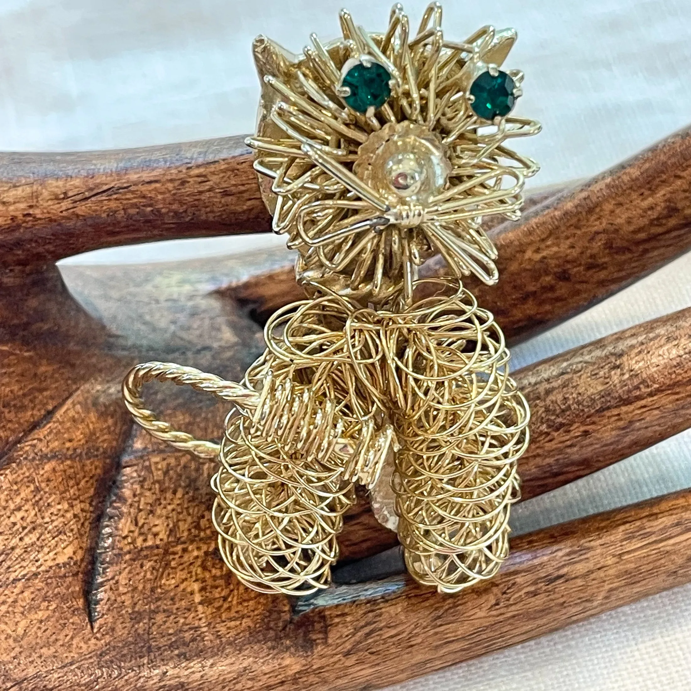 Adorable MCM Modernist Gold Tone Cat Brooch, Wire Pin Green Rhinestone Eyes