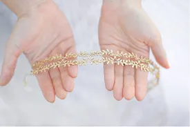 Delicate Fern Leaf Crown